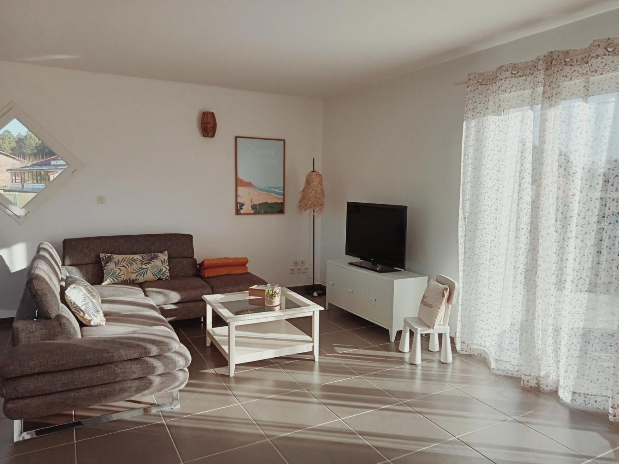 Comme A La Maison Sainte-Helene  Exterior photo